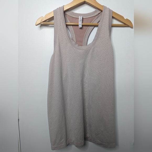 Athleta Momentum Tank Size Medium Pink - Picture 1 of 4